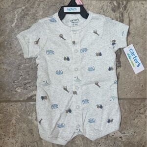 NWT Size 0-3 months Carter's Light Gray Animal Print Bodysuit